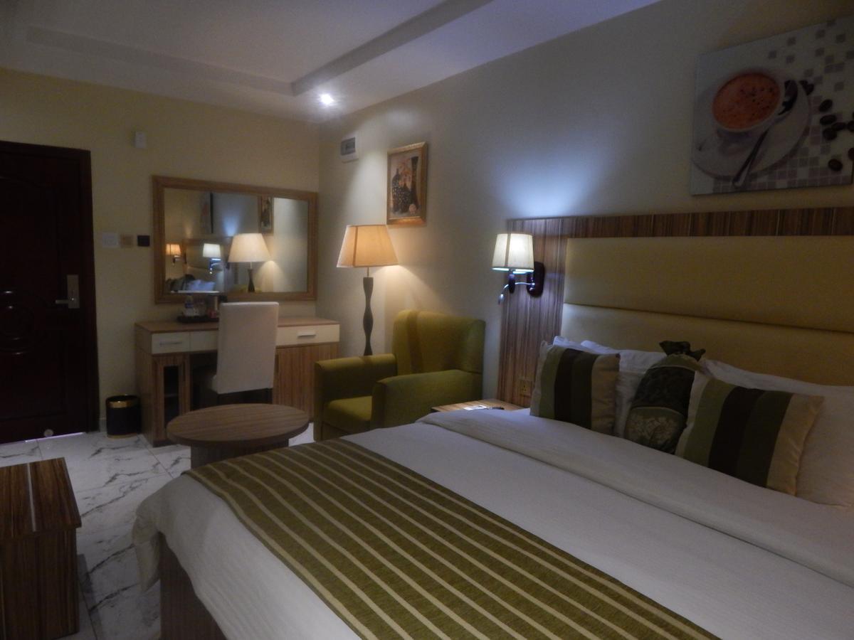De Santiago Milan Hotel Lagos Kültér fotó