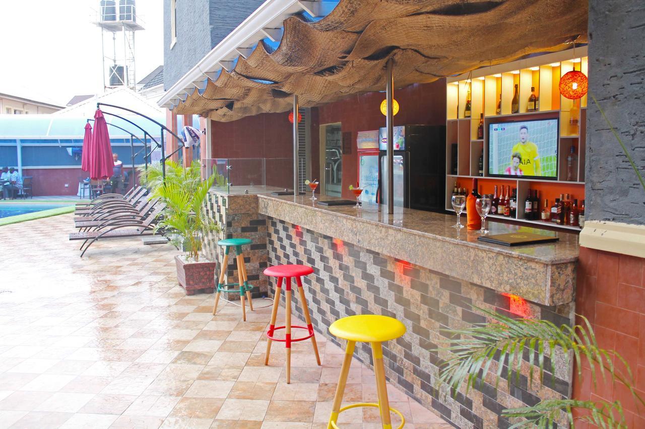 De Santiago Milan Hotel Lagos Kültér fotó